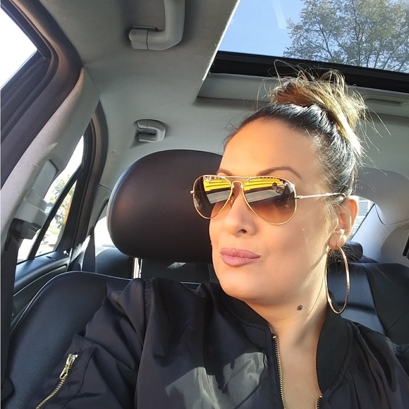 3 SySters Luxe Posher Nicole LaRae - Picture 5 of 7